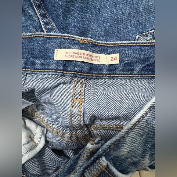 Levi’s high waisted mom shorts size 24 medium wash - Picture 5 of 12